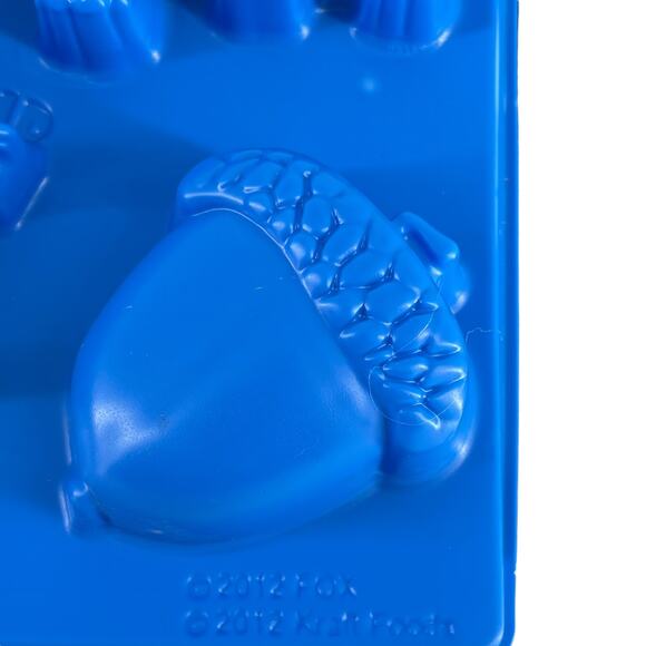 Jello Jiggler Molds 2-Holiday 1-Ice Age 5-Football Fun Shapes Kids Sensory Play - Picture 8 of 15